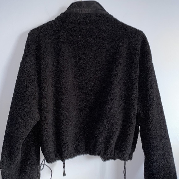 🎈HOST PICK🎈Sherpa Jacket Large - Picture 9 of 11